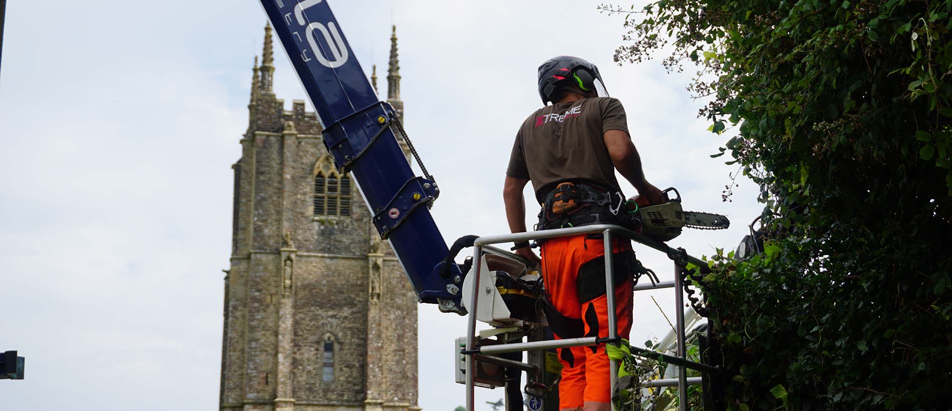 Self Propelled  Cherry Picker Hire North Devon